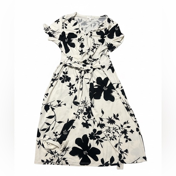 Floral Wrap Dress - Picture 1 of 2